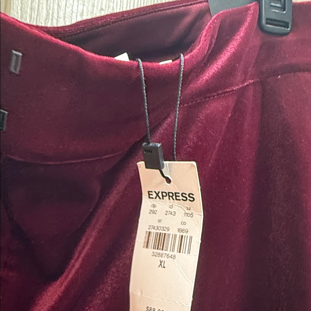 Express Editor Burgundy Wine Velvet Trouser High Rise Pants Size XL NWT $88 - Picture 2 of 7